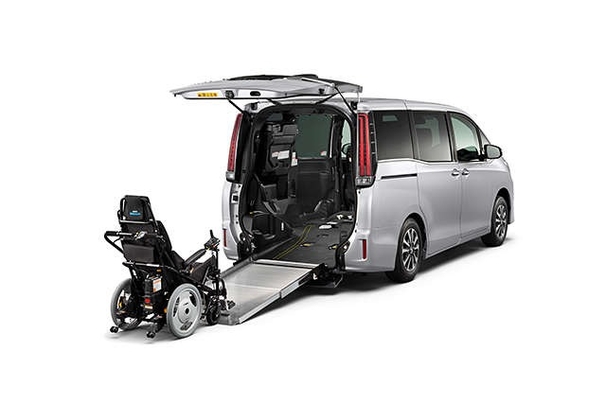 ウェルキャブ 車いす仕様車 エスクァイア タイプⅢ