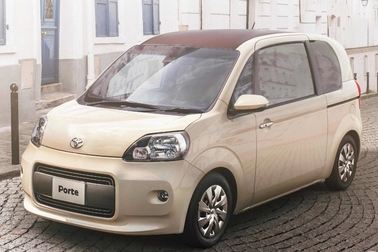 特別仕様車F“Raffine”(2WD)